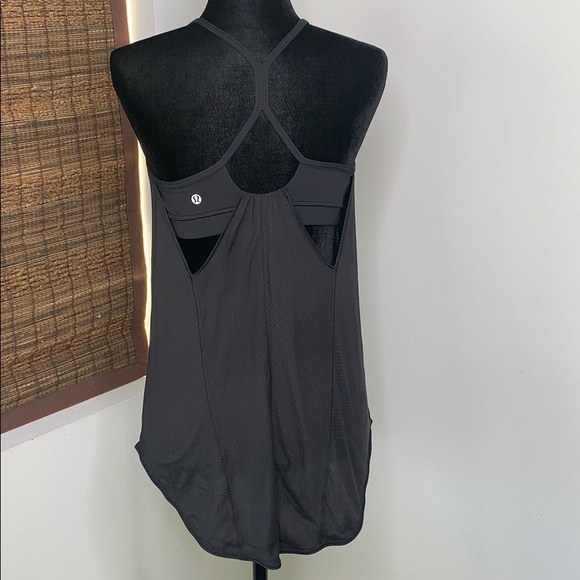 Lulu lemon 2 in 1 tank - Picture 2 of 6